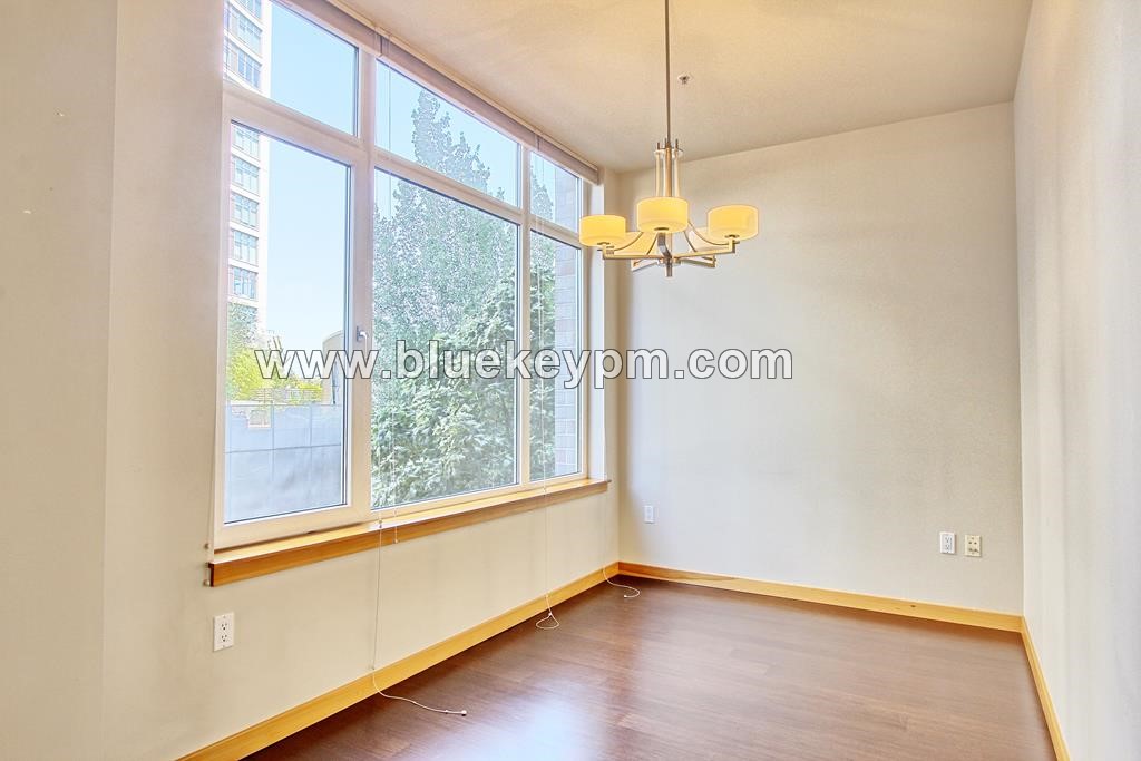 1 Bed, 1 Bath Condo in the Pearl District in PORTLAND, OR 97209