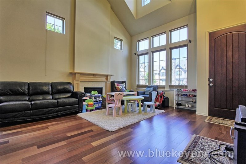 North Bethany Home, 4 Bed 2.5 Bath near PCC Rock Creek and Springville