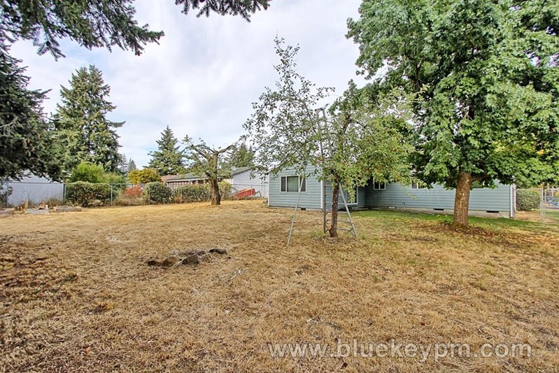 3 Bed and 1.5 Bath Near Heritage High School in Orchards in VANCOUVER