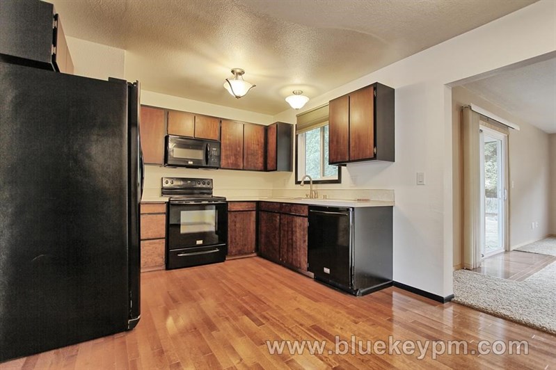 3 Bed and 1.5 Bath Near Heritage High School in Orchards in VANCOUVER