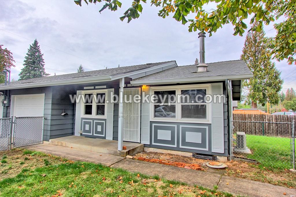 2 Bed, 1 Bath Home in Rose Village Neighborhood in VANCOUVER, WA 98663