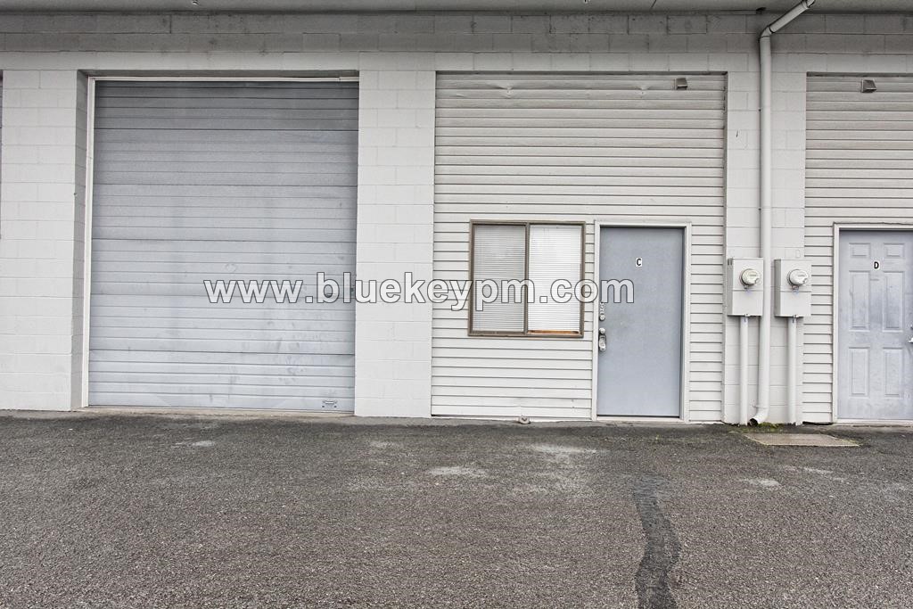 Commercial Office and Warehouse for Retail in VANCOUVER, WA 98661