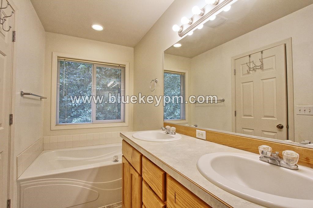 3 Bed, 2.5 Bath Home in Salmon Creek Backs to Whipple Creek Greenspace