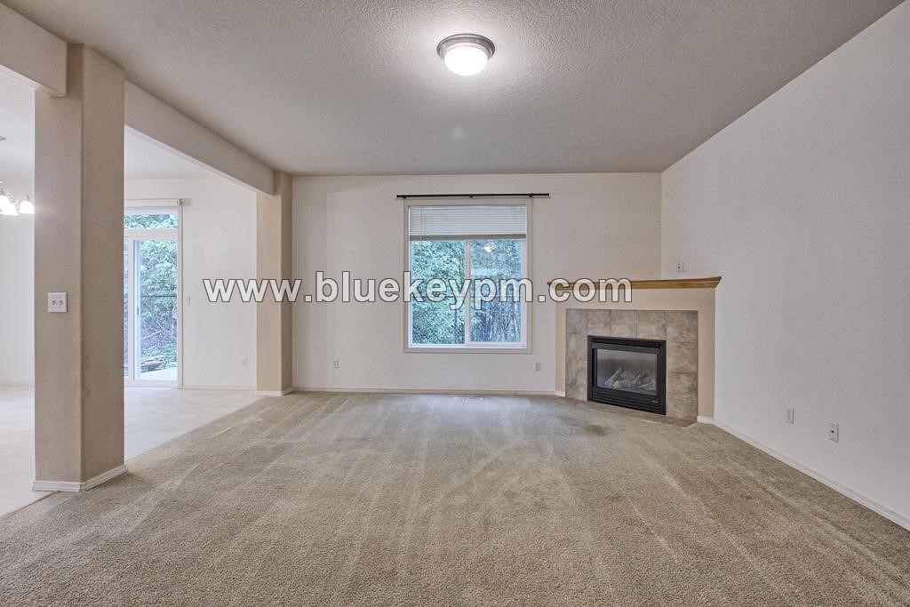 3 Bed, 2.5 Bath Home in Salmon Creek Backs to Whipple Creek Greenspace