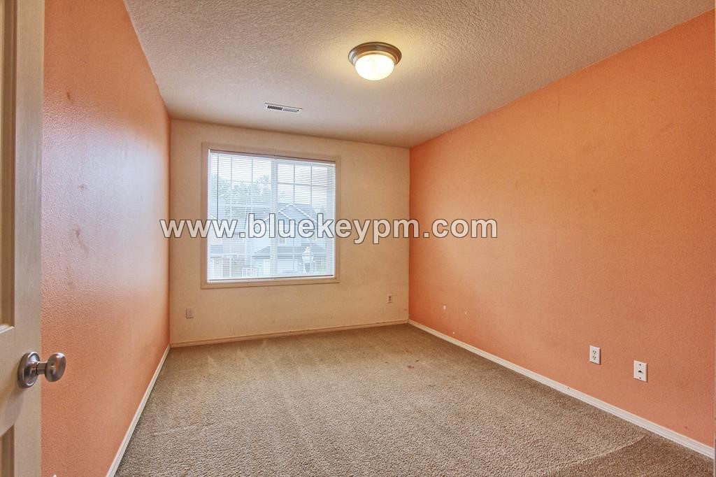 3 Bed, 2.5 Bath Home in Salmon Creek Backs to Whipple Creek Greenspace