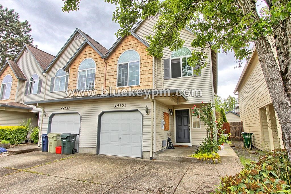 3 Bed, 2.5 Baths Townhome in Beaverton Near Tualatin Hills Nature Park