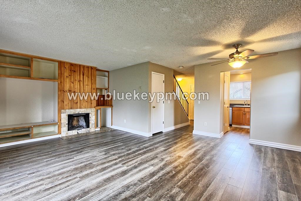 3 Bed, 1.5 Bath Townhome at Hazel Dell Avenue and NE 105th Street in