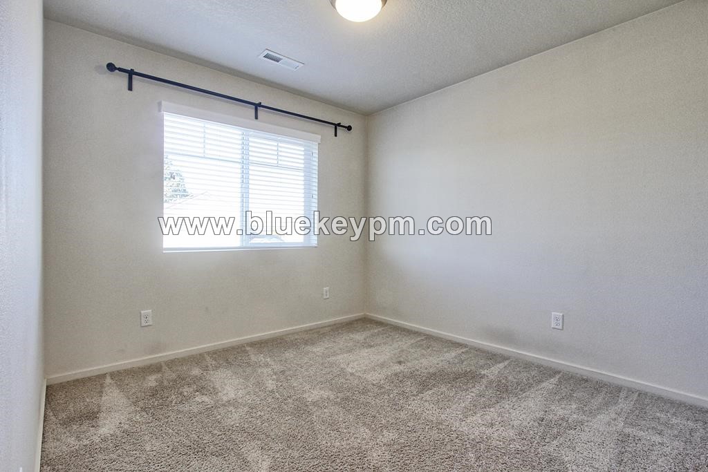 3 Bed, 2.5 Baths Home in Brush Prairie Just Off NE 119th St at NE 128th Ave in VANCOUVER, WA 98682