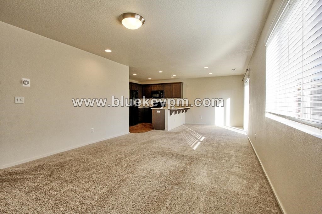 3 Bed, 2.5 Baths Home in Brush Prairie Just Off NE 119th St at NE 128th Ave in VANCOUVER, WA 98682