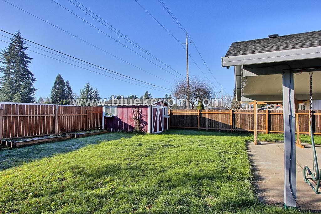 3 Bed, 2 Bath Home in Orchards with Fenced Backyard and Covered Patio in VANCOUVER, WA 98682