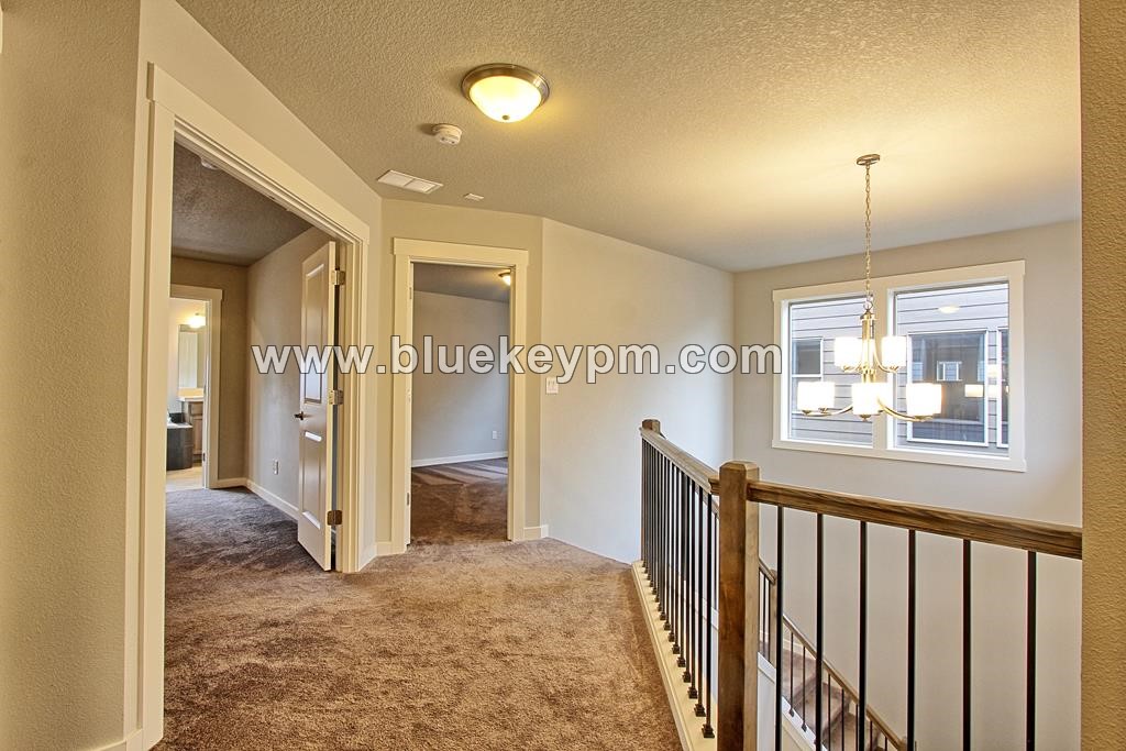 4 Bed, 2.5 Bath Home in Orchards Near Prairie High School and Winco in