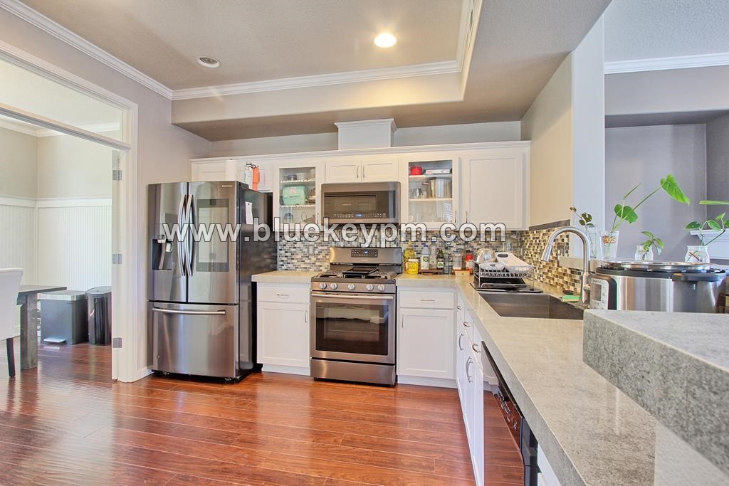 3 Bed, 2.5 Bath Townhome in Hillsboro Near Quatama Park and Intel's