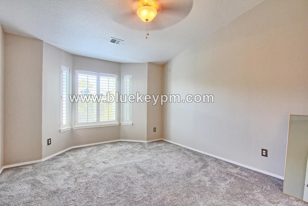 3 Bed, 2.5 Bath Townhome in Hillsboro Near Quatama Park and Intel's