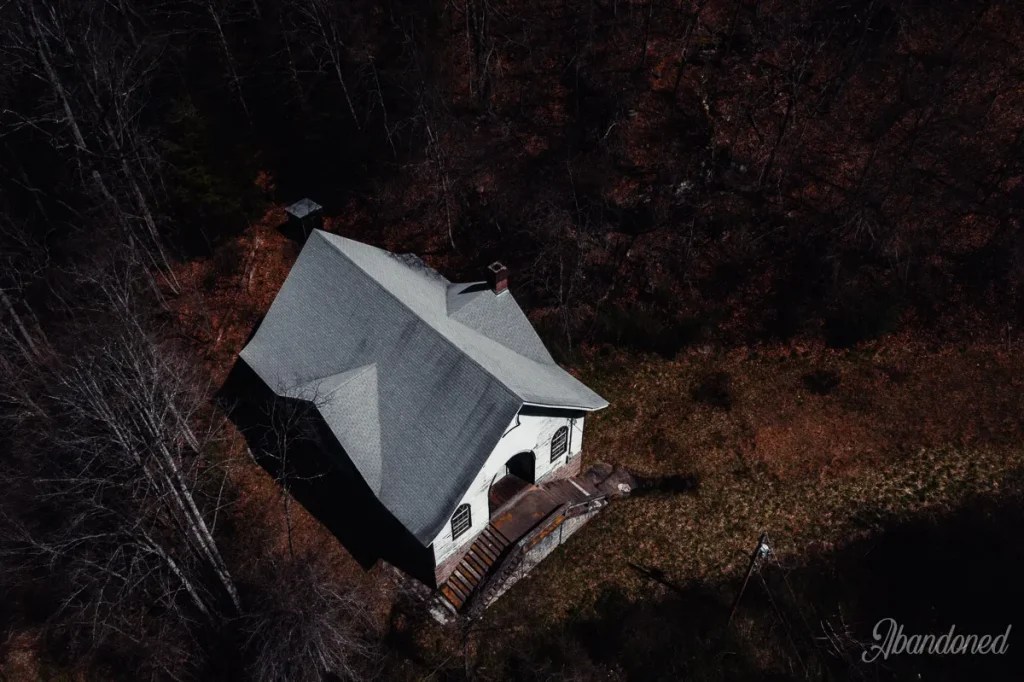 The Winding Gulf Churches