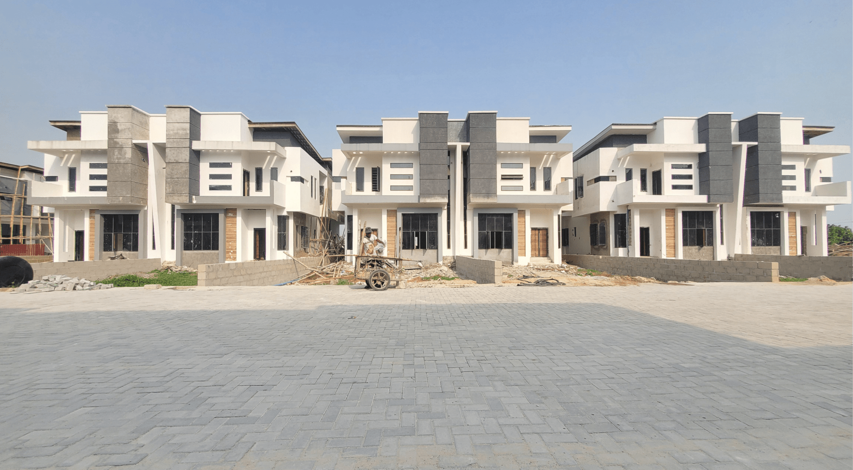 4BEDROOM SEMIDETACHED +BQ (BROOKHILL PARK ESTATE) Real Estate