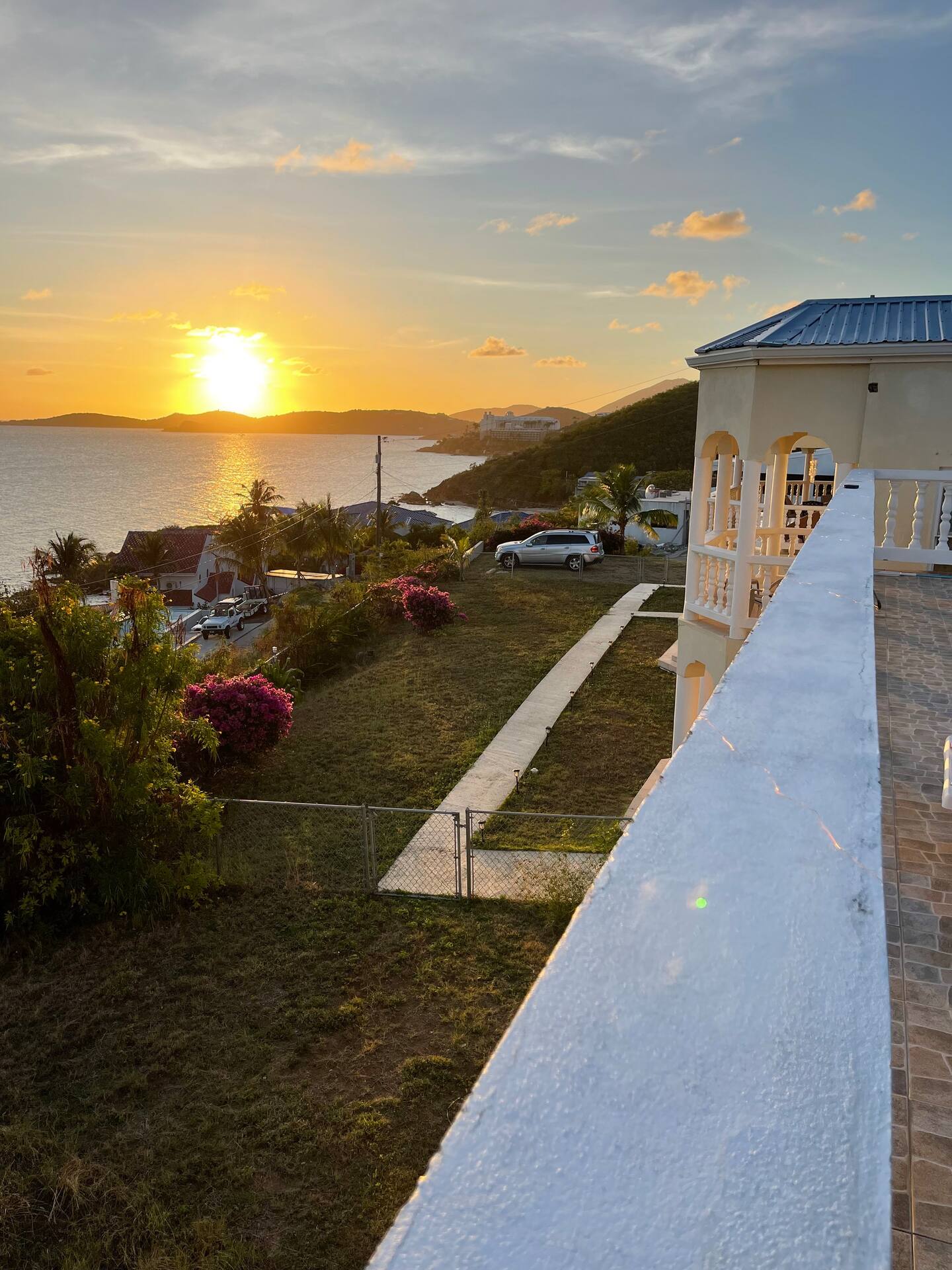 Villa Royale Blue Moon Property Management