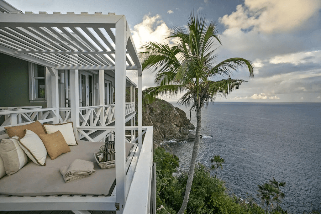 On The Rocks Villa Blue Moon Property Management