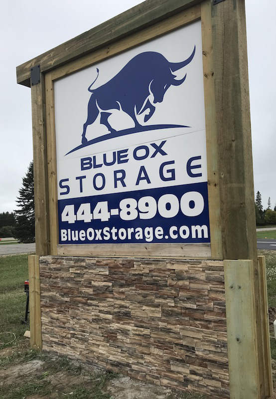 Sign Blue Ox Storage