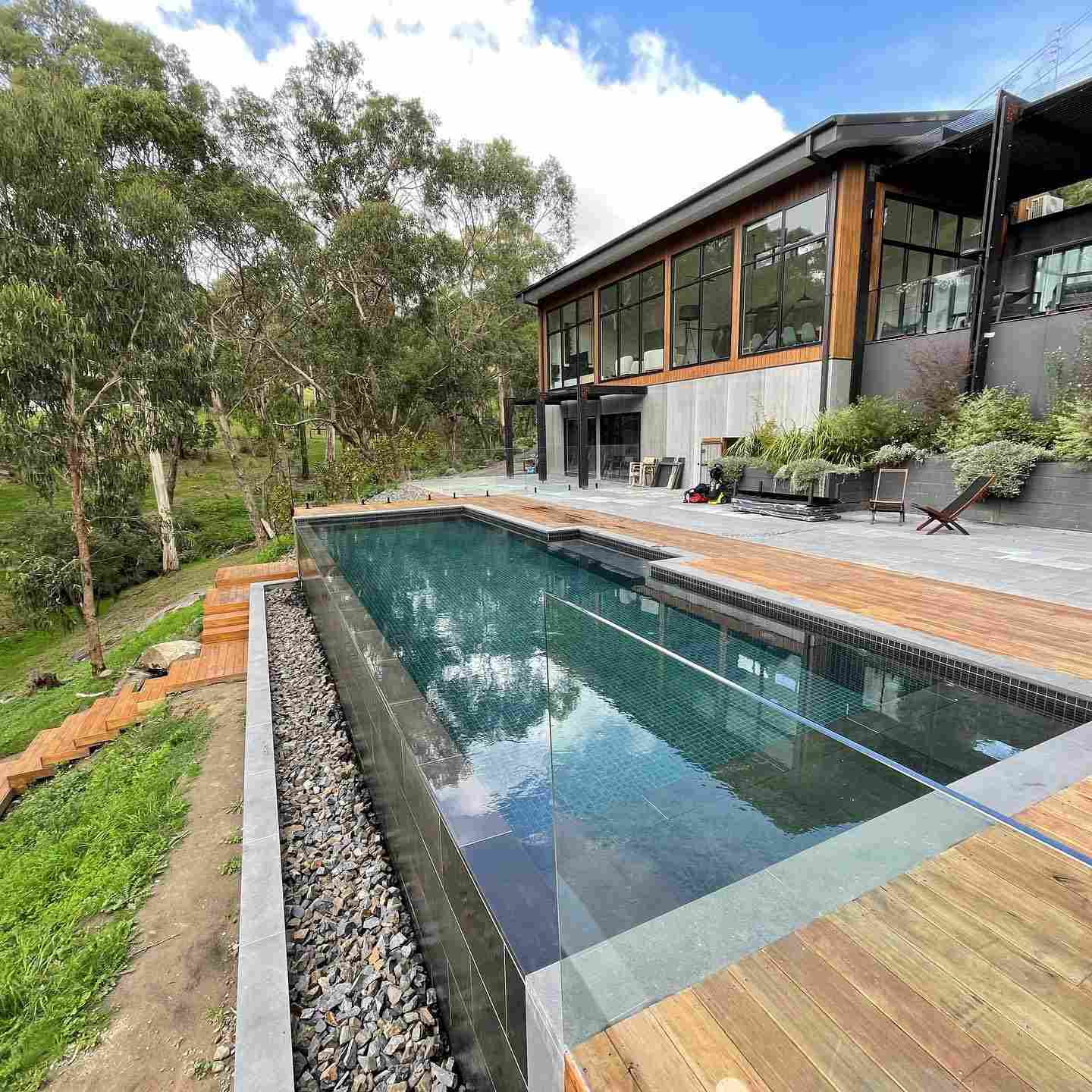 Best 3 Tips and 3 Solutions for Pool On Sloping Block