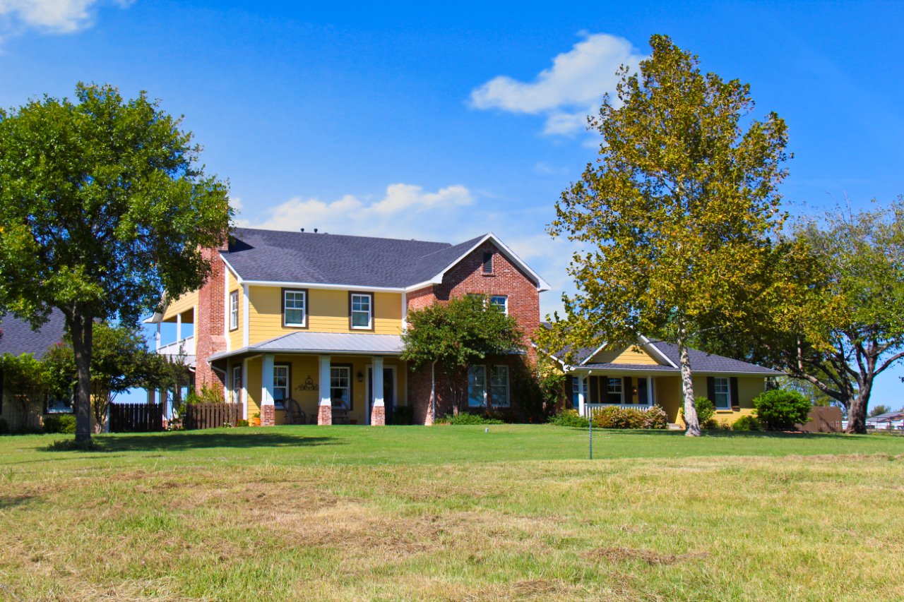 RHHS presents Heath Holiday Home Tour Friday Blue Ribbon News