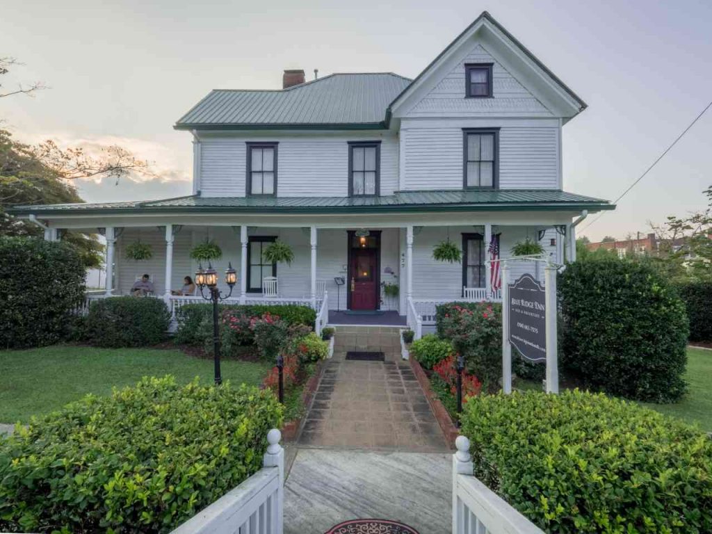 Blue Ridge Inn Bed & Breakfast