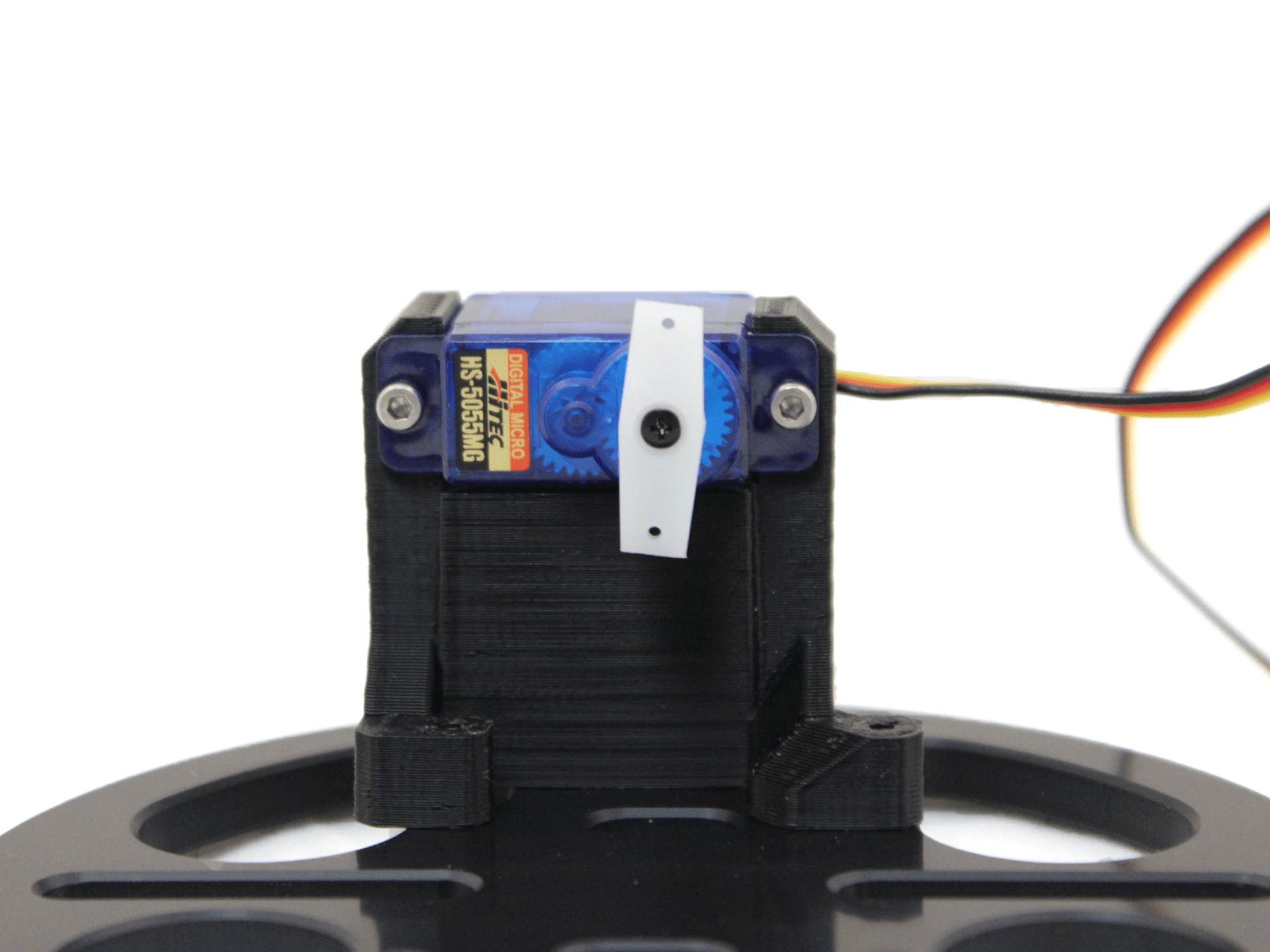 servoarmcutinstalled Blue Robotics