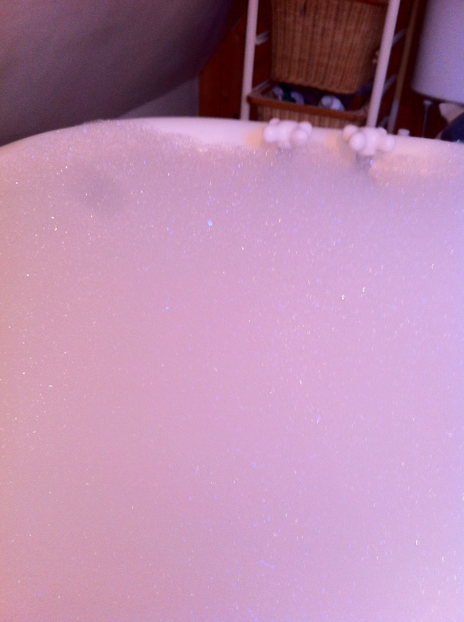 Tub bubbles Blue Roof Living