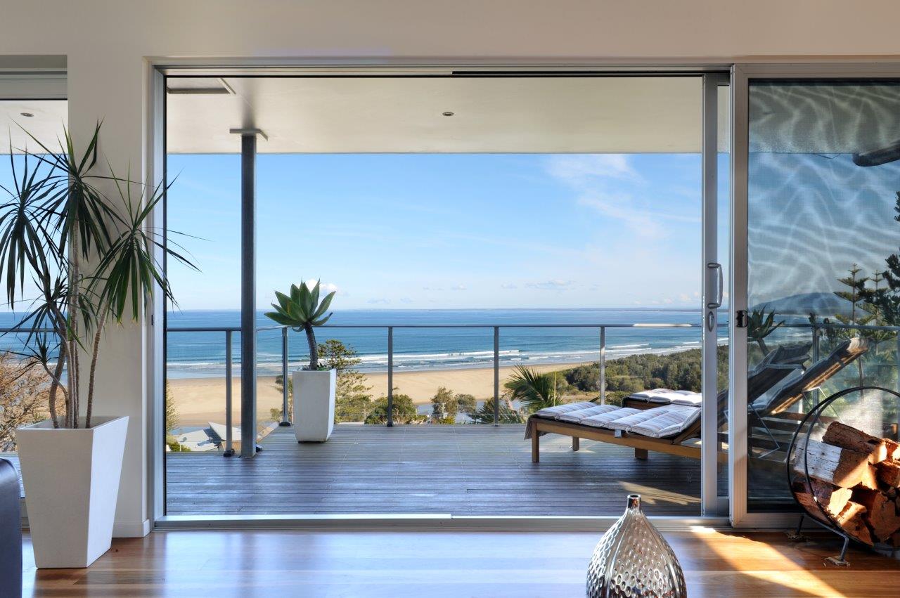 Mob 0407 248 036. Blue Salt Gerroa Luxury Holiday House