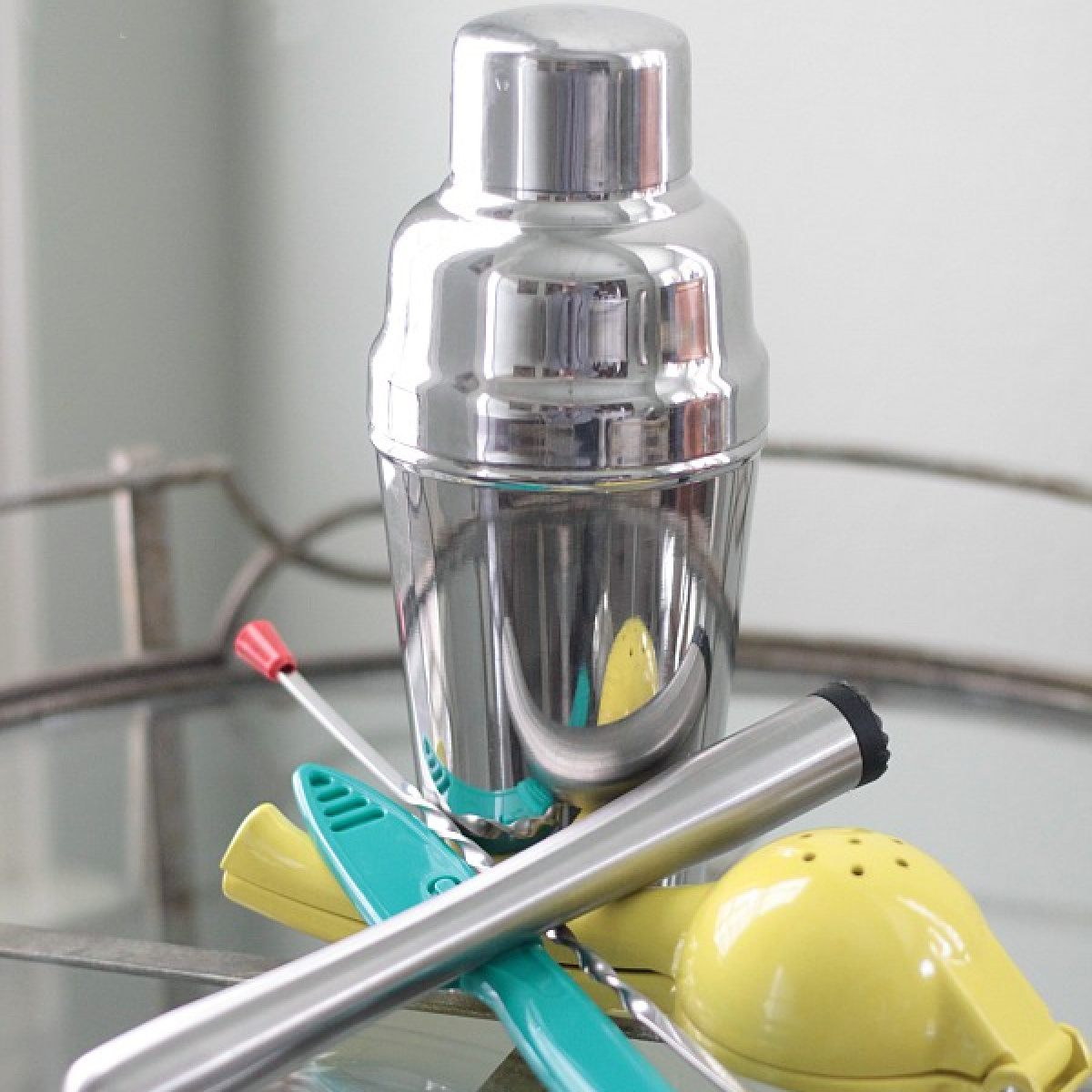 20 Essentials for a Perfectly Stocked Home Bar Bluesky at Home