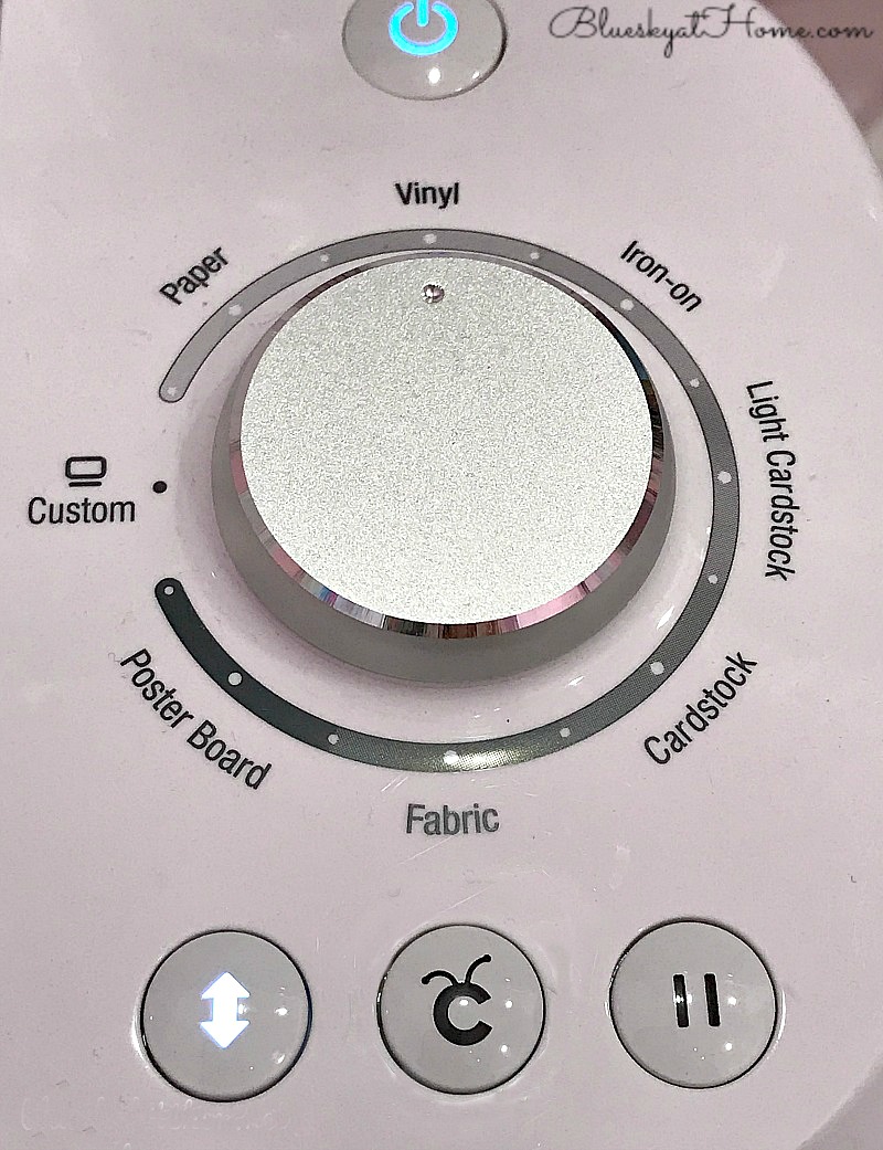 How to Cut Vinyl Decals Easy StepbyStep Guide Bluesky at Home