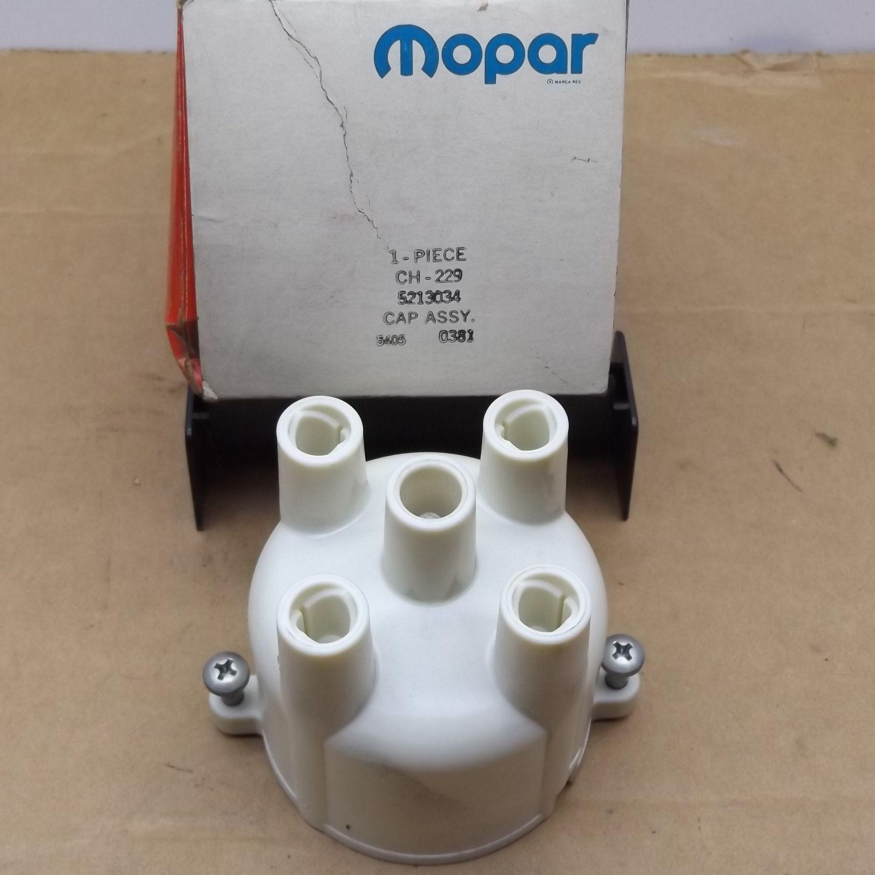 Distributor Cap and Screw Assembly 4240446 CH233 / 5213034 CH229 1