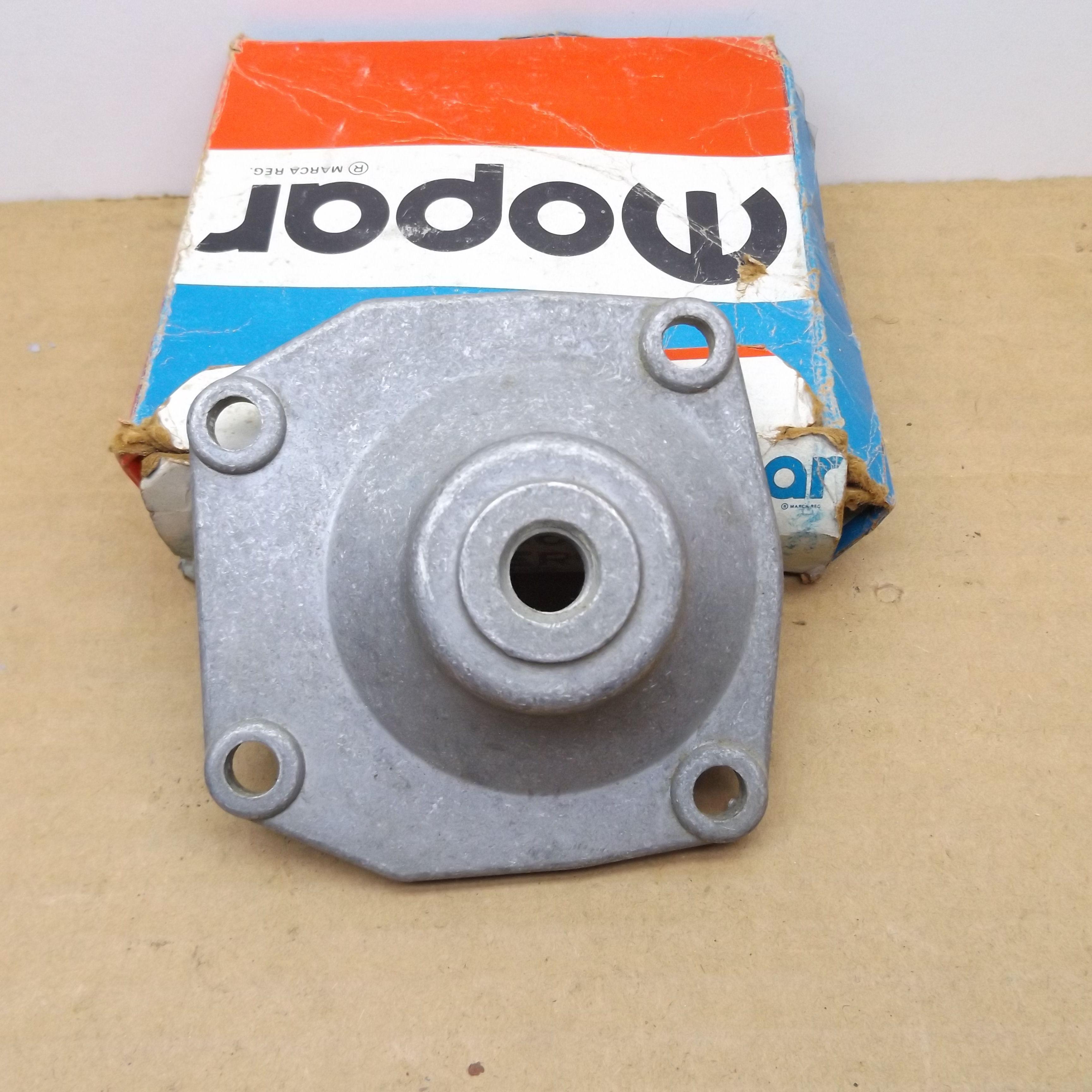 Manual Steering Gear Shaft Cover 2508469 Dodge Truck & A100 1965