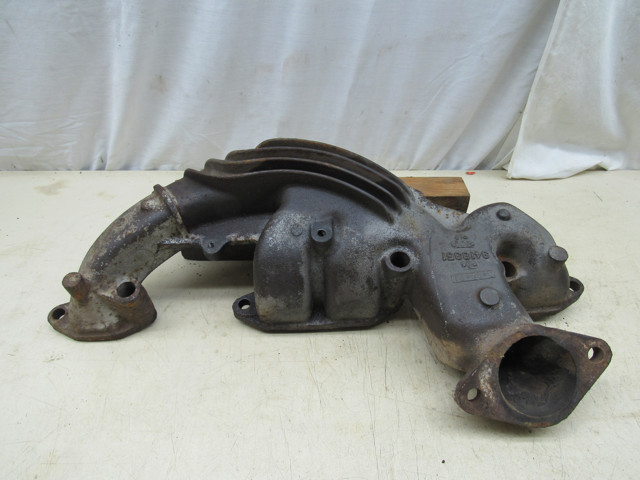 Exhaust Manifold Casting 3418351 LH Date 31270 C Body