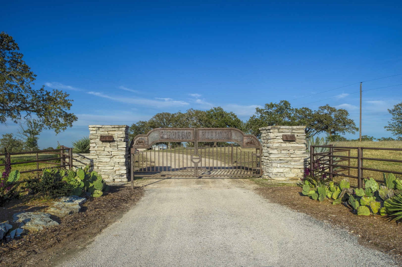 » Circle Bar Blue Ranch Premier Texas Ranch Real Estate Broker