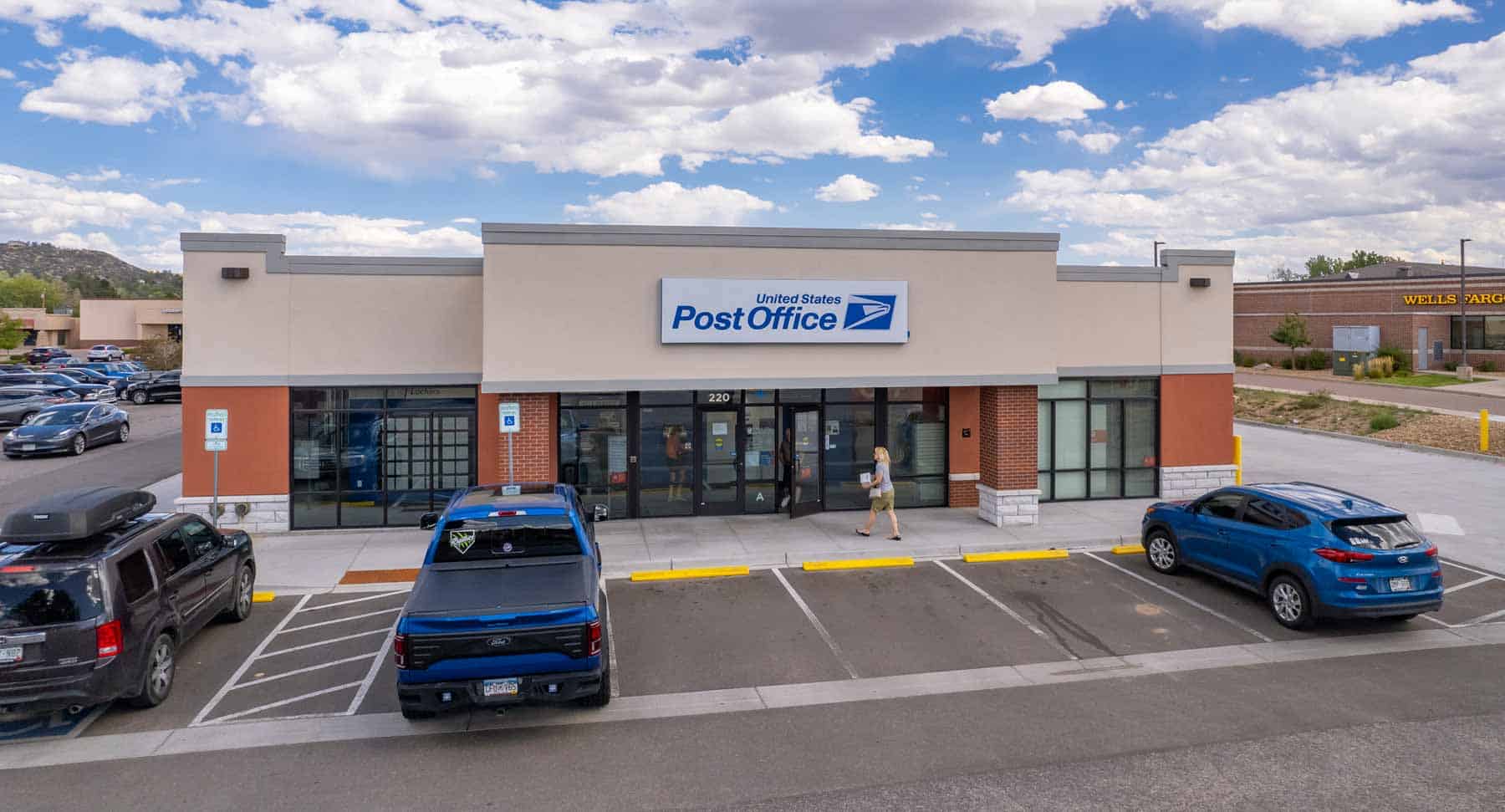 Blue West Capital Arranges Record Sale of United States Postal Service Property in Denver MSA