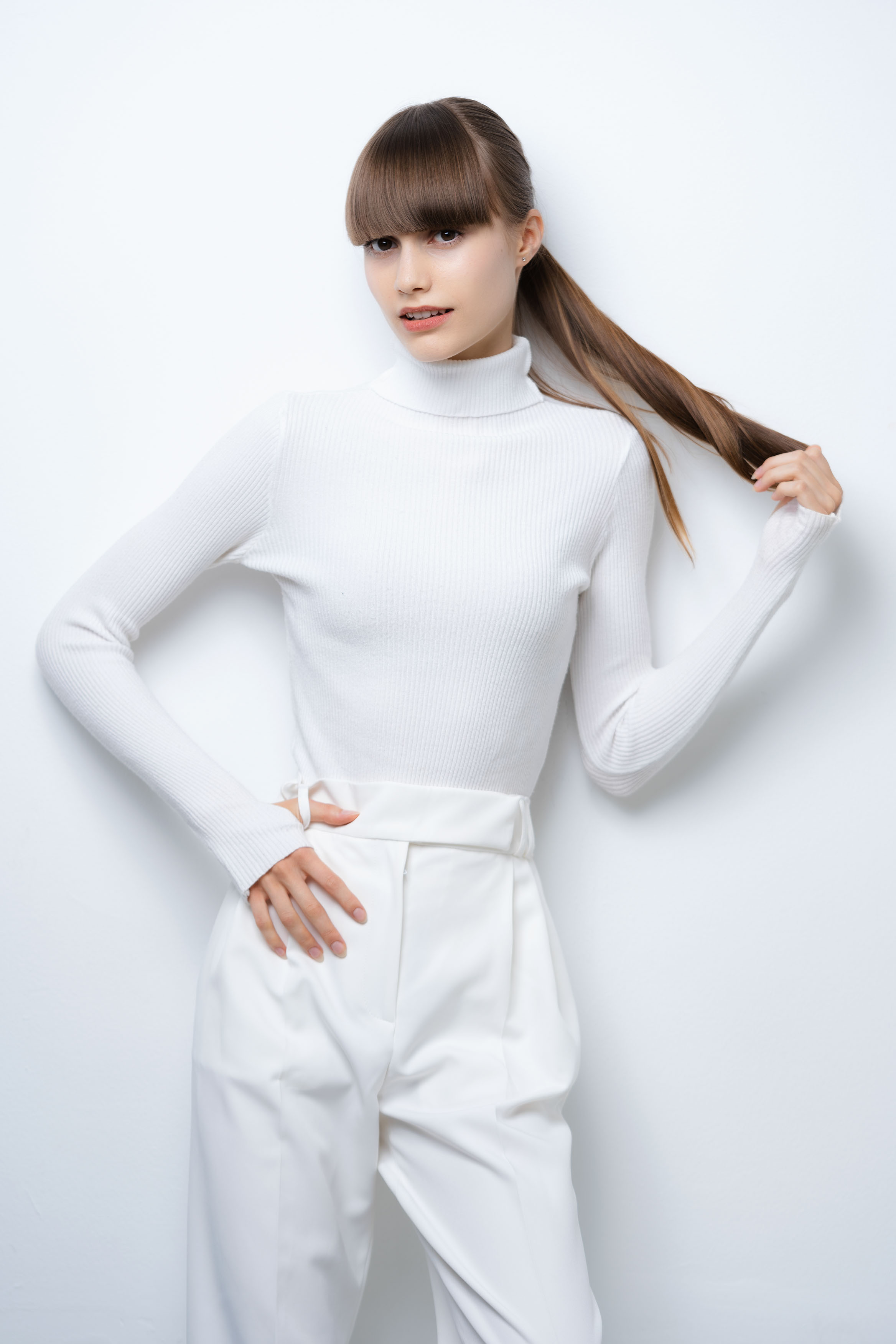 Erika – White - Blurr Studio - Photography Studio in Bucharest