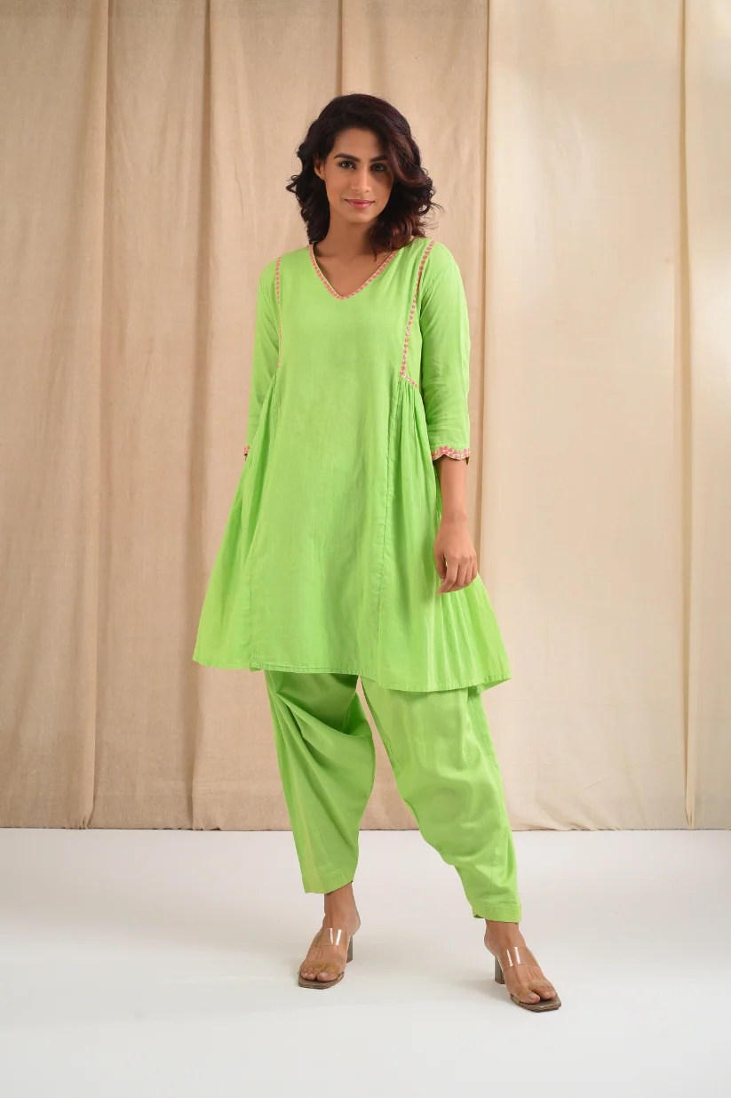 Parrot green suit Festive Suits Wedding Suits Cotton Kurta Set