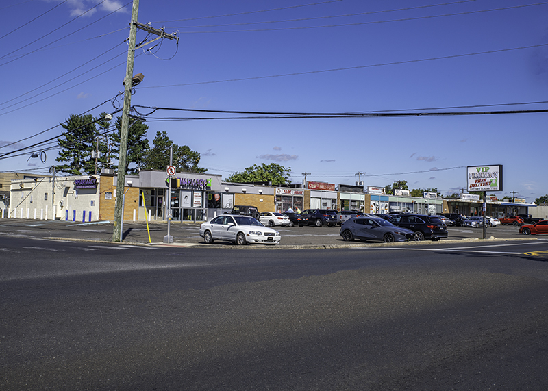 B. Mazzocchi Development Residential & Commercial Real Estate