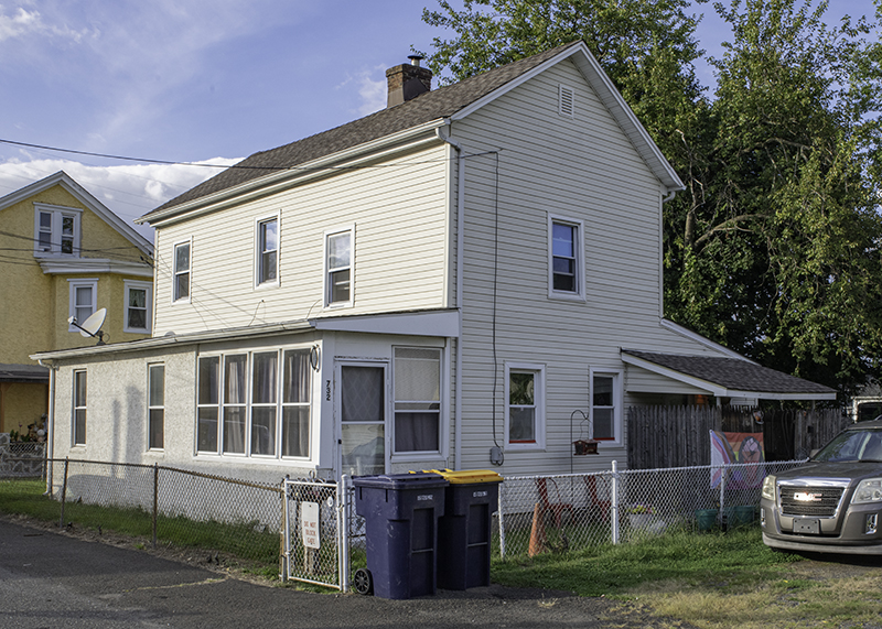 B. Mazzocchi Development Residential & Commercial Real Estate