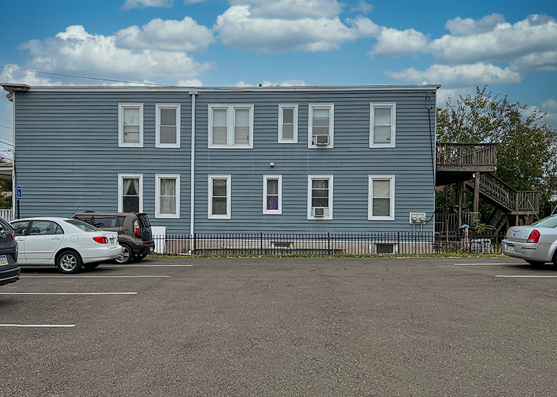 908910 Pond Street, Bristol 19007 B. Mazzocchi Development