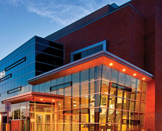 Barrie Metro Glass Glass + Aluminum