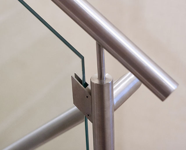 Barrie Metro Glass Glass + Aluminum