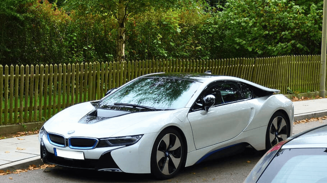 Z3 Vs Z4: A Comparison Of BMW's Iconic Roadsters