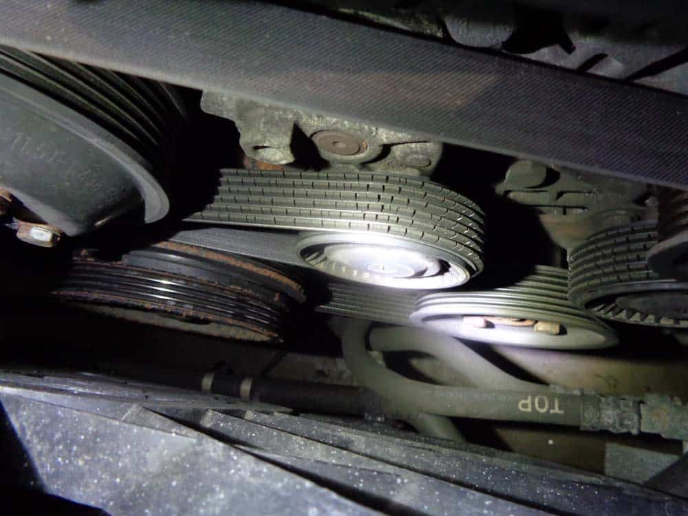 BMW E46 Serpentine Belt Replacement19982006 SeriesM52/M54 Cylinder