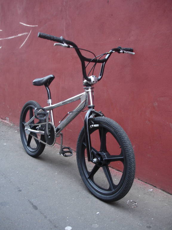 2000 Mongoose Sniper Pro