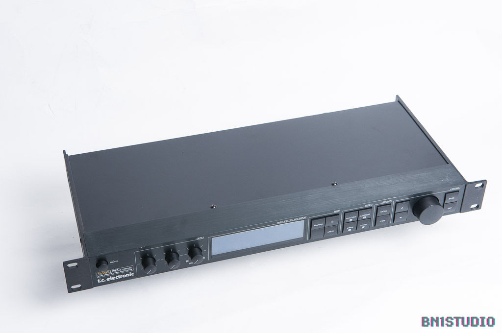 TC ELECTRONIC MONE Digital Reverb / FX, Chorus, Delay, Pitch Shift, 1U