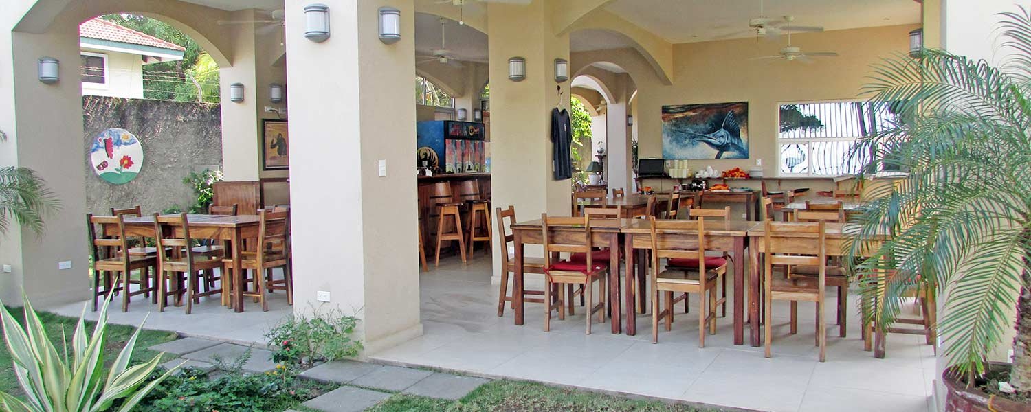 Roberto's Restaurant Playa Hermosa Hotel La Gaviota Tropical