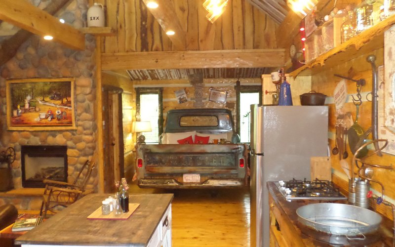 Hot Springs Hillbilly Hiltin Cabin Photos