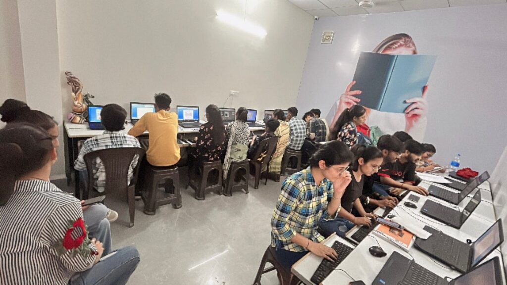 Gallery Bhagwati National Computer Institute