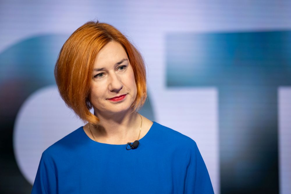 Estonian dismissed over engaging in political